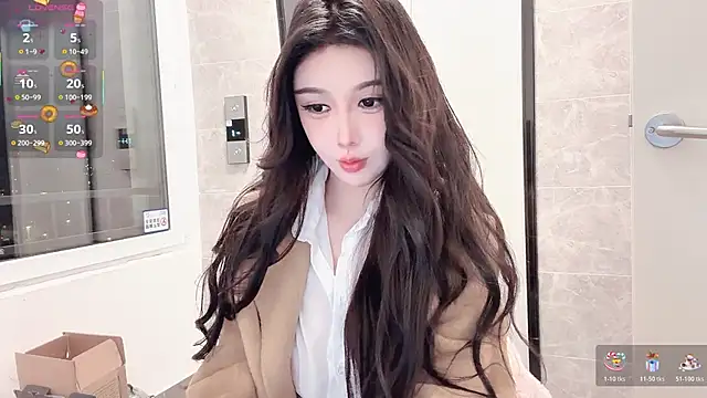 Snapshot of za-02605 chatting on 10-28-25, 03:04 za-02605 online show from 10-28-25, 03:04