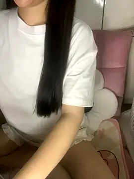 Snapshot of RubyBerry chatting on 09-24-25, 04:32 RubyBerry online show from 09-24-25, 04:32