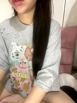 Snapshot of RubyBerry chatting on 10-02-25, 01:56 RubyBerry online show from 10-02-25, 01:56