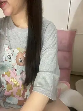 Snapshot of RubyBerry chatting on 10-03-25, 01:35 RubyBerry online show from 10-03-25, 01:35