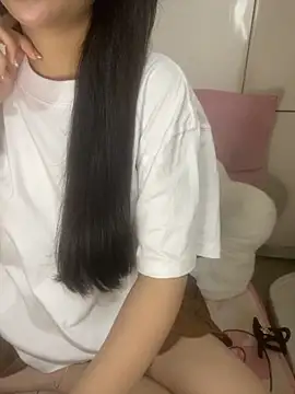 Snapshot of RubyBerry chatting on 10-07-25, 08:55 RubyBerry online show from 10-07-25, 08:55