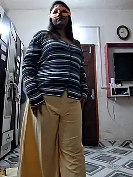 SIMIHOT online show from 12-21-25, 03:19