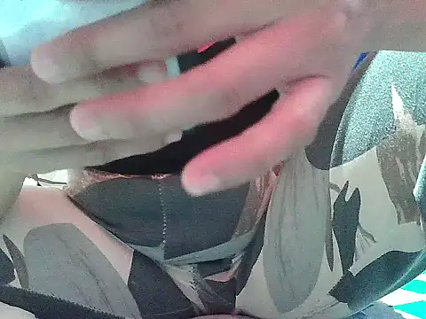 Ayiesha online show from 09-13-25, 03:23