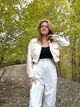 YOOUR EVAA online show from 09-22-25, 05:42