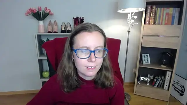 Snapshot of sweetxLizzy chatting on 11-17-25, 06:30 sweetxLizzy online show from 11-17-25, 06:30