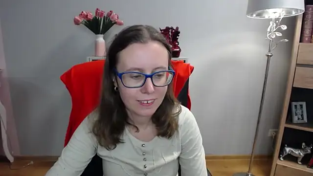 Snapshot of sweetxLizzy chatting on 12-15-25, 05:23 sweetxLizzy online show from 12-15-25, 05:23