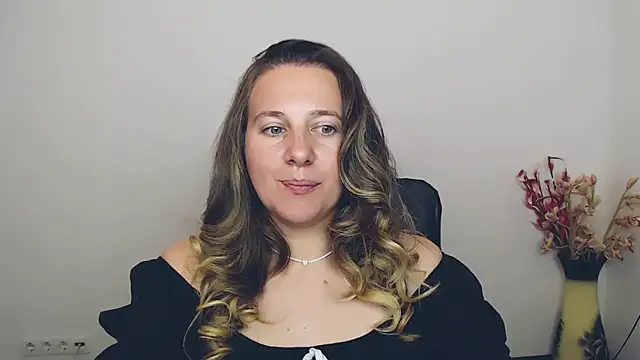 Darklure  online show from 09-13-25, 09:03