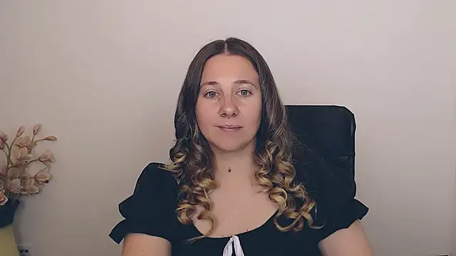 Darklure  online show from 09-19-25, 08:20