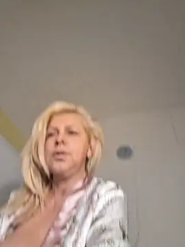 Snapshot of milfevapeccato chatting on 11-07-25, 01:38 milfevapeccato online show from 11-07-25, 01:38