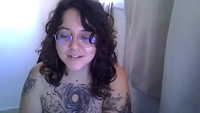 Blue Liz online show from 10-12-25, 06:29