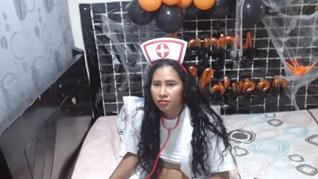 Snapshot of PERLA_BLACK_ chatting on 10-31-25, 07:42 PERLA BLACK online show from 10-31-25, 07:42