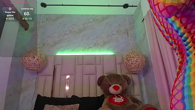 NikkyyRed online show from 11-11-25, 02:11