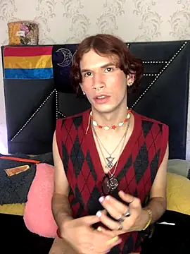 Snapshot of danny_rios20 chatting on 09-19-25, 03:52 danny rios20 online show from 09-19-25, 03:52