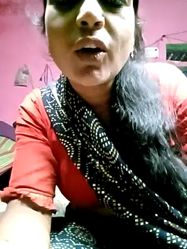 Snapshot of Cutreet chatting on 09-18-25, 09:17 Cutreet online show from 09-18-25, 09:17