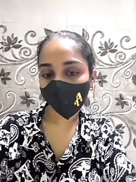 Snapshot of Zoya_G chatting on 09-14-25, 11:31 Zoya G online show from 09-14-25, 11:31