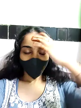 Snapshot of Zoya_G chatting on 02-19-26, 10:22 Zoya G online show from 02-19-26, 10:22