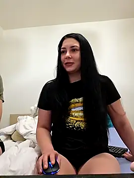 Snapshot of SaraViss20 chatting on 01-19-26, 09:46 SaraViss20 online show from 01-19-26, 09:46