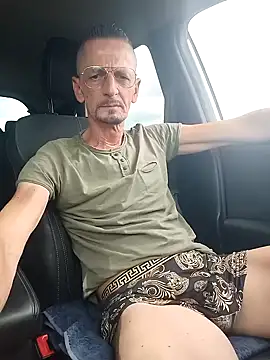 Snapshot of fabius720 chatting on 10-20-25, 11:54 fabius720 online show from 10-20-25, 11:54