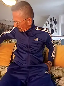 Snapshot of fabius720 chatting on 11-08-25, 10:15 fabius720 online show from 11-08-25, 10:15