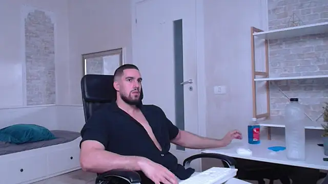 IvanHydee online show from 09-12-25, 04:45