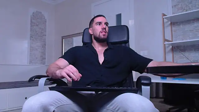 IvanHydee online show from 09-21-25, 04:47