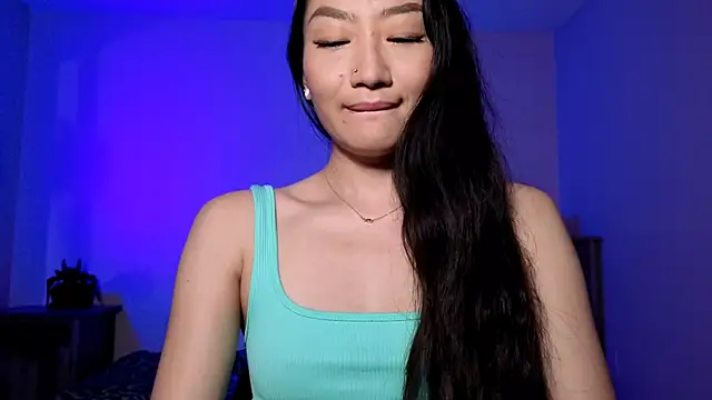 Aliciaz3 online show from 11-15-25, 02:13