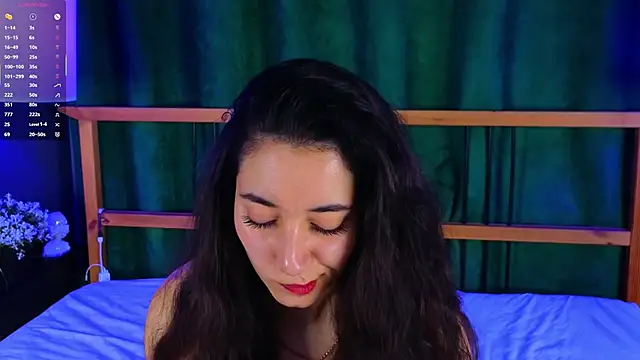 BettyMaldonado online show from 11-20-25, 05:29