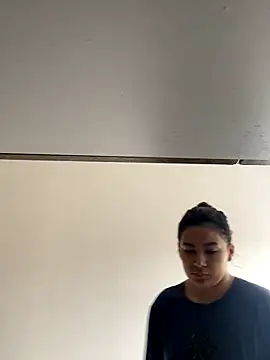 Snapshot of MacarenaRosse chatting on 10-10-25, 04:50 MacarenaRosse online show from 10-10-25, 04:50