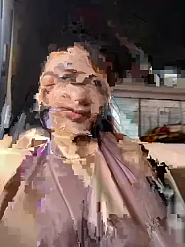 Snapshot of MacarenaRosse chatting on 11-02-25, 08:22 MacarenaRosse online show from 11-02-25, 08:22