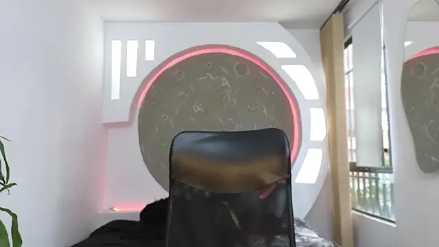 Rafael Mendezz online show from 10-21-25, 08:42