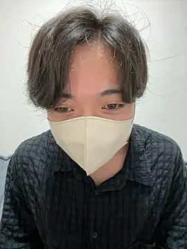 Snapshot of Yuma0718 chatting on 10-17-25, 11:02 Yuma0718 online show from 10-17-25, 11:02