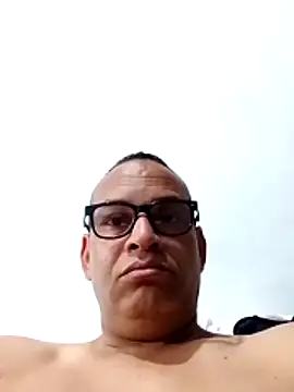 joseib12561 online show from 10-24-25, 02:46