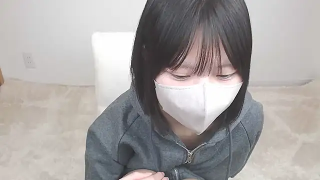 yuna rin online show from 11-08-25, 11:43