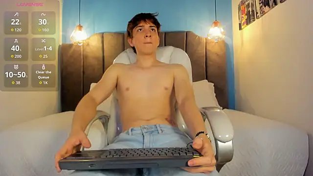 Oscar and dani online show from 11-02-25, 04:04