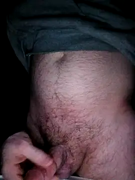 Snapshot of Lewisbbb chatting on 11-29-25, 10:40 Lewisbbb online show from 11-29-25, 10:40