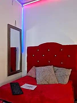 Scarlett Pink Rose online show from 10-06-25, 10:51