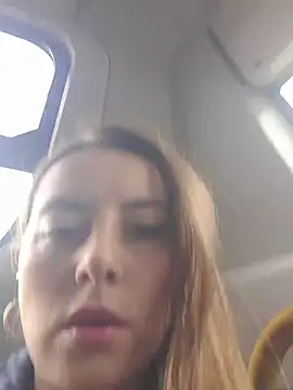 Scarlett Pink Rose online show from 11-18-25, 06:01