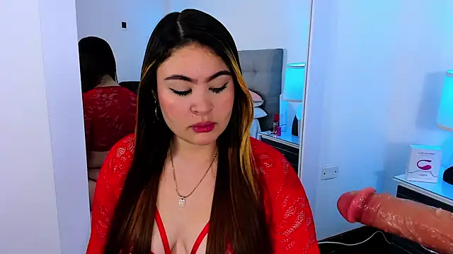 Snapshot of AdeleJhones chatting on 10-09-25, 12:47 AdeleJhones online show from 10-09-25, 12:47