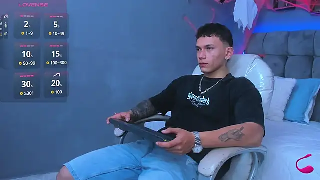 Thomas moon online show from 11-01-25, 03:58