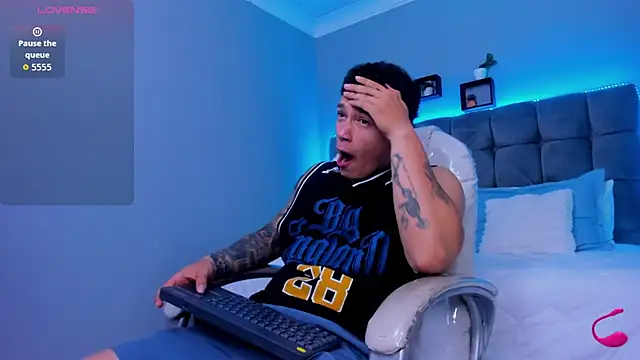 Thomas moon online show from 11-28-25, 12:52