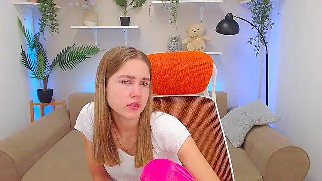 Snapshot of Spicy_Lexi chatting on 10-01-25, 06:30 Spicy Lexi online show from 10-01-25, 06:30