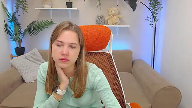 Snapshot of Spicy_Lexi chatting on 10-15-25, 06:24 Spicy Lexi online show from 10-15-25, 06:24