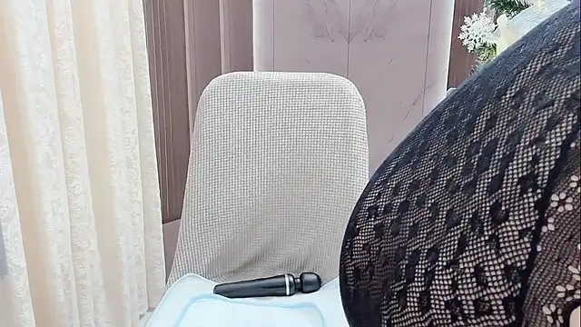 Shenlly online show from 12-14-25, 01:22