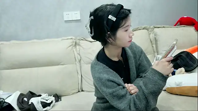 Snapshot of xiaoLI-2025 chatting on 11-02-25, 02:08 xiaoLI-2025 online show from 11-02-25, 02:08