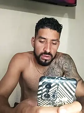 Snapshot of Alexsexygamer chatting on 10-25-25, 07:52 Alexsexygamer online show from 10-25-25, 07:52