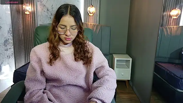 Snapshot of angeles_azul chatting on 09-10-25, 01:11 angeles azul online show from 09-10-25, 01:11