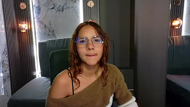 Snapshot of angeles_azul chatting on 11-29-25, 12:30 angeles azul online show from 11-29-25, 12:30