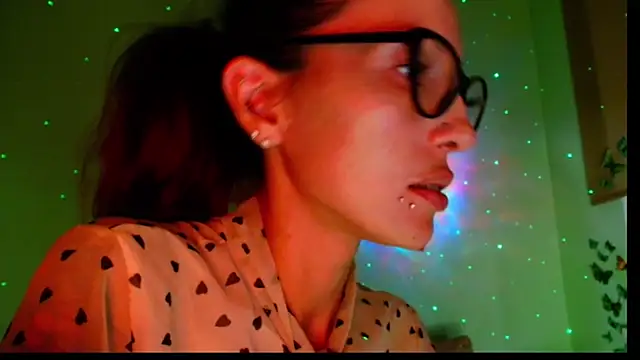 KiotoShine online show from 09-09-25, 06:40