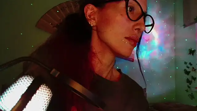 Snapshot of KiotoShine chatting on 02-07-26, 05:38 KiotoShine online show from 02-07-26, 05:38