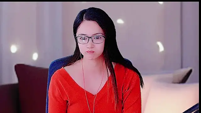 Snapshot of September79 chatting on 11-16-25, 07:58 September79 online show from 11-16-25, 07:58